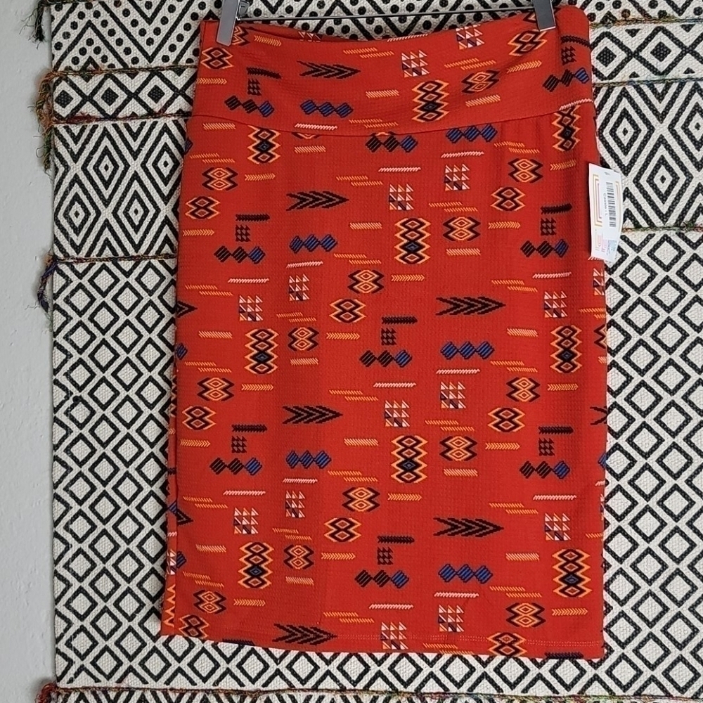 NWT LuLaRoe Tribal Color Skirt
